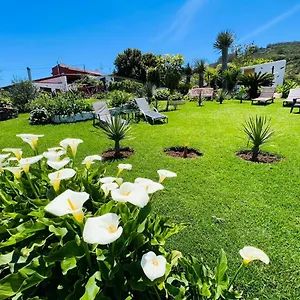 https://casa-lazaro-tegueste.adeje-hotels.com